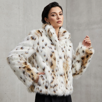 Chaqueta de Piel Sintética para Mujeres Aurelia | Cuello Alto, Silueta Oversized