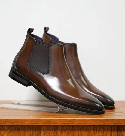 Milo Men's Chelsea Boots - close-up detail