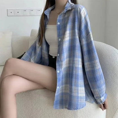 Tallulah Women's Oversized Shirt - fabric and finish detail