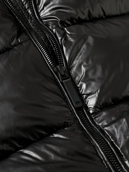 Isaac Men's Puffer Jacket - close-up detail