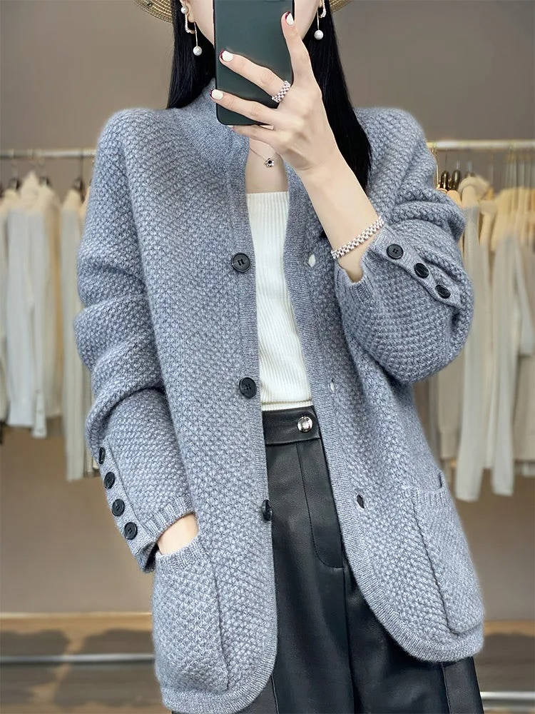Tilda Women's Cardigan - close-up detail