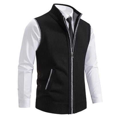 Kira Women's Vest - close-up detail