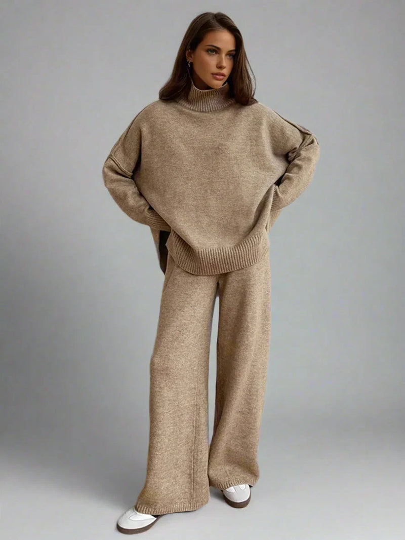 Alba Women's Two-piece Set - fabric and finish detail