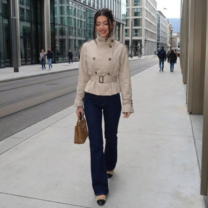 Chaqueta Trench Cortada para Mujeres de Elena | Cintura con Cinturón, Diseño Doble Botonadura