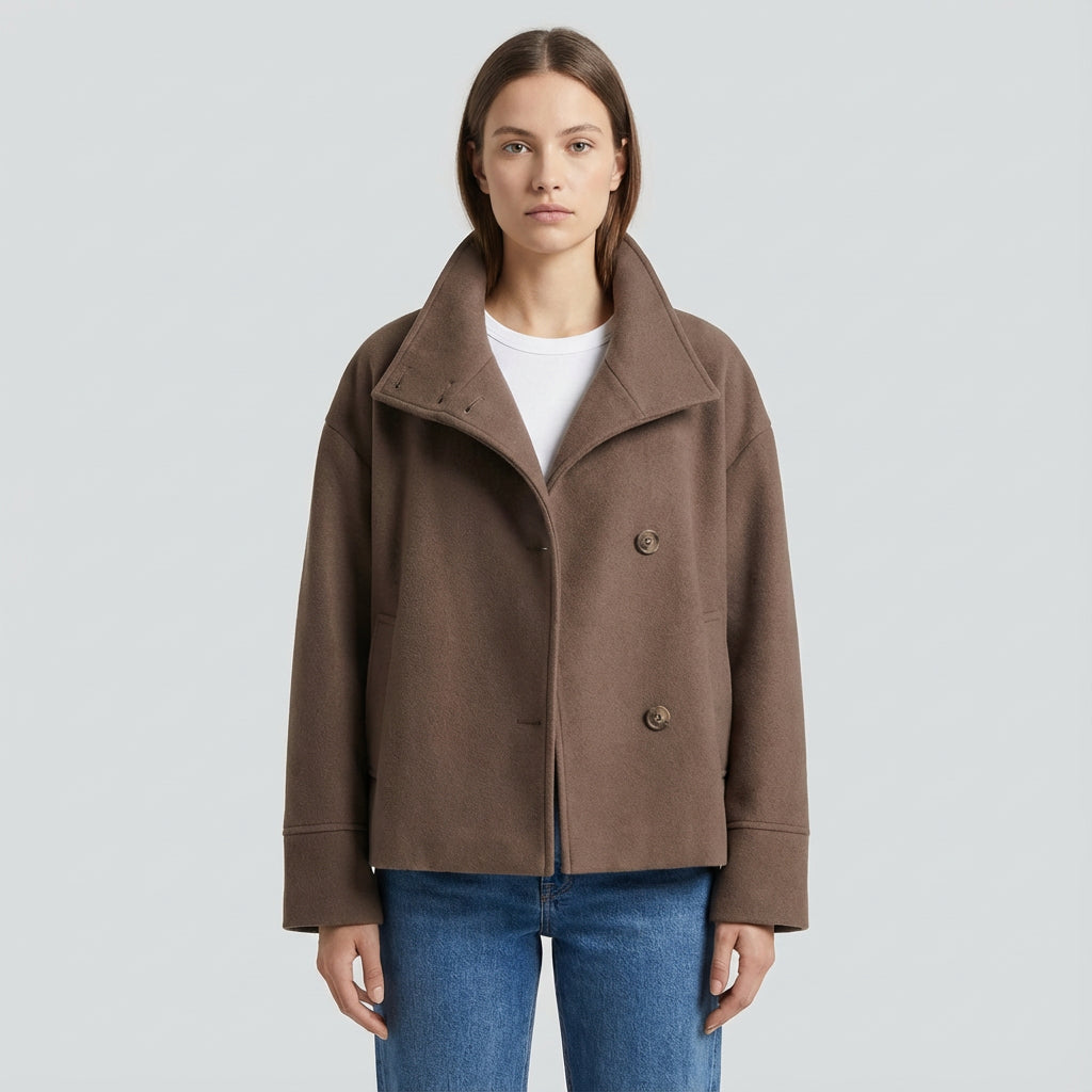 Chaqueta con Cuello Erguido para Mujeres de Clara | Cierre de Botones en la Parte Frontal, Largo Corto