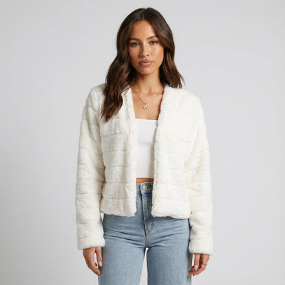 Veya Women's Evening Jacket | Chic Faux Fur, Cropped Design