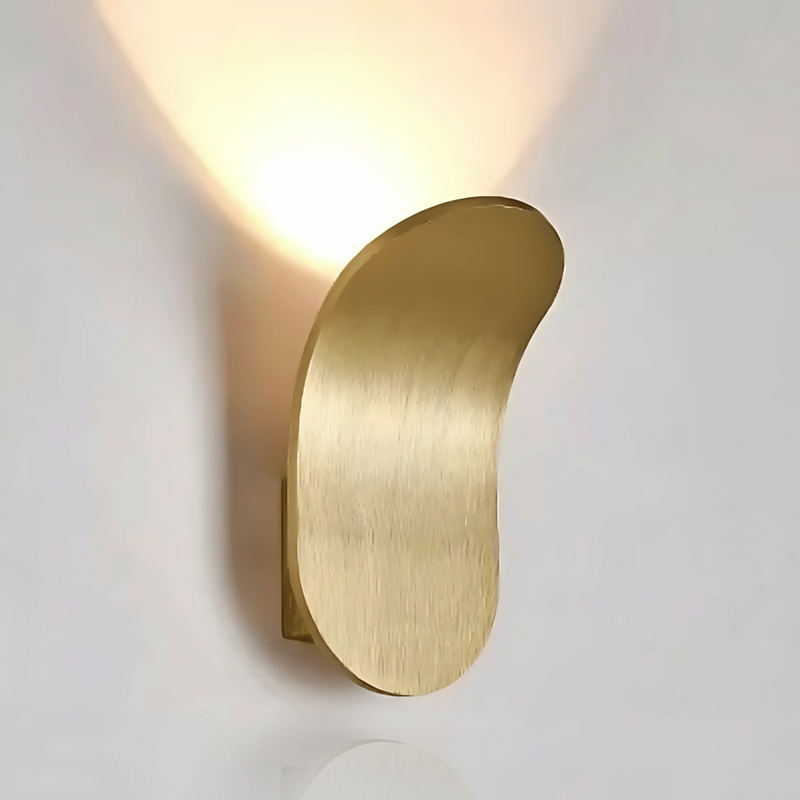 KallioLight | Elegant Modern Metal Wall Sconce Light for Chic Interiors