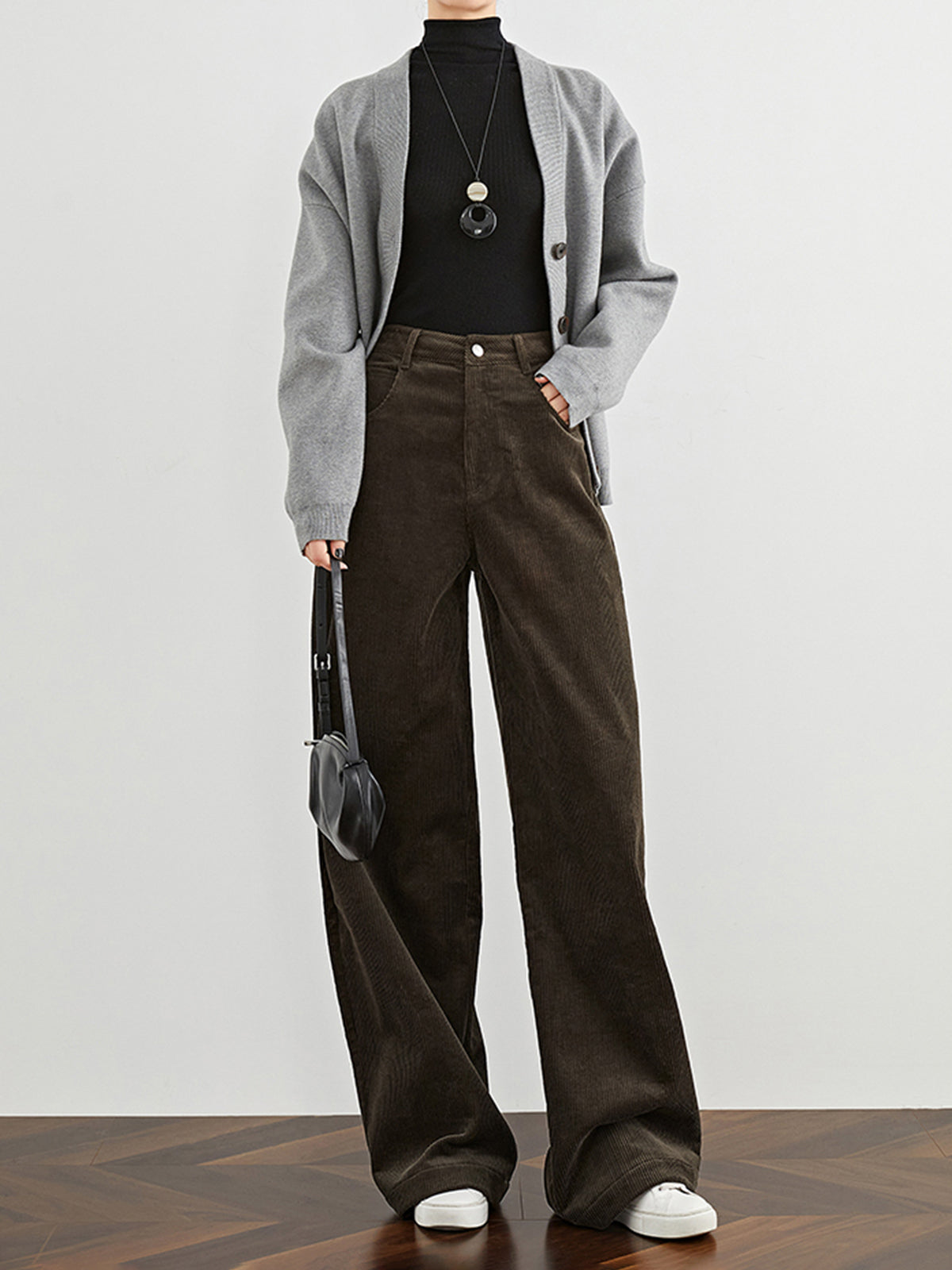 Violette Women's Trousers - fabric and finish detail