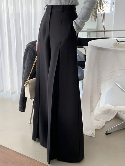 Eloise Women's Pleated Trousers - front view