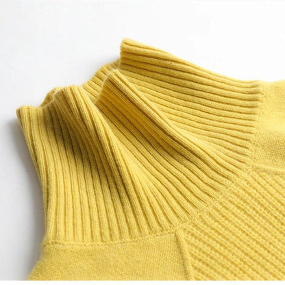 Paloma Women's Top - shown in use