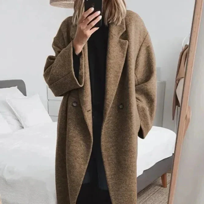 Mabel Women's Oversized Coat - fabric and finish detail