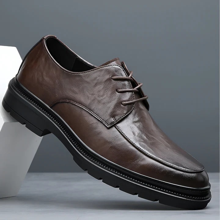 Bruno Men's Oxfords - styled view