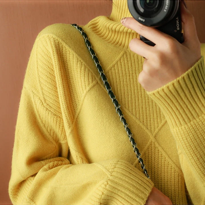 Violette Women's Sweater - fabric and finish detail