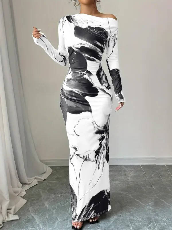 Sienna Women's Asymmetric Maxi Dress - fabric and finish detail
