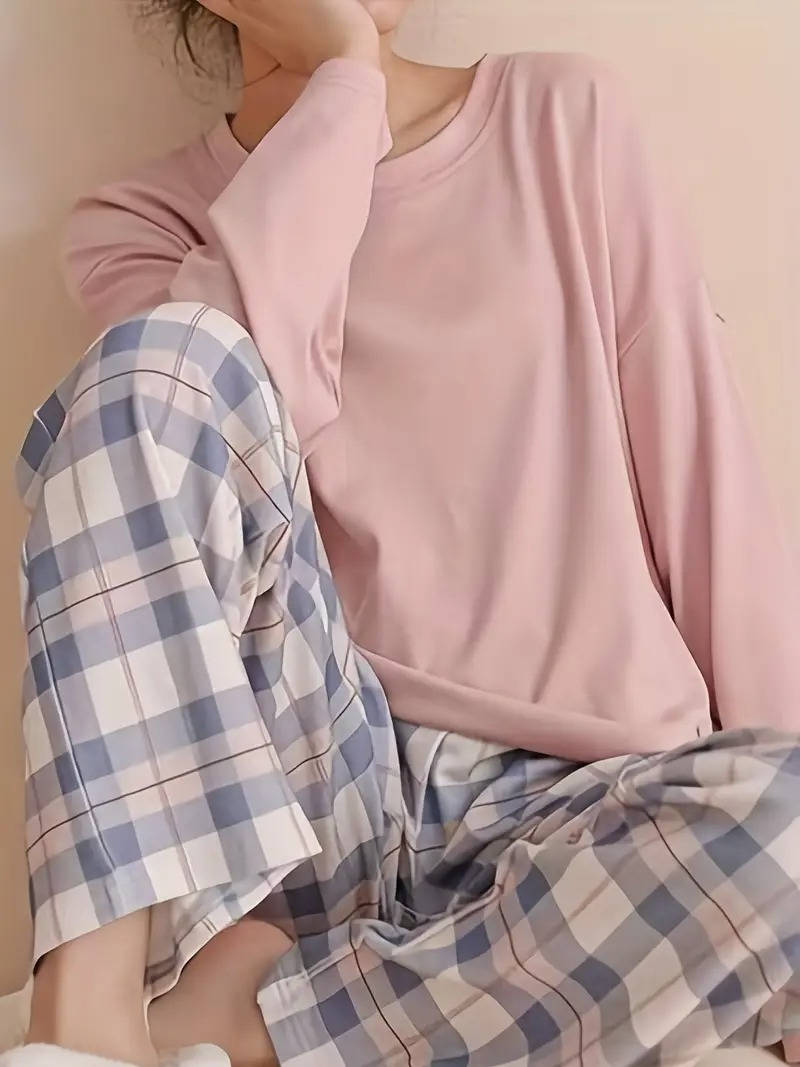 Mabel Women's Plaid Pyjama Set - styled view