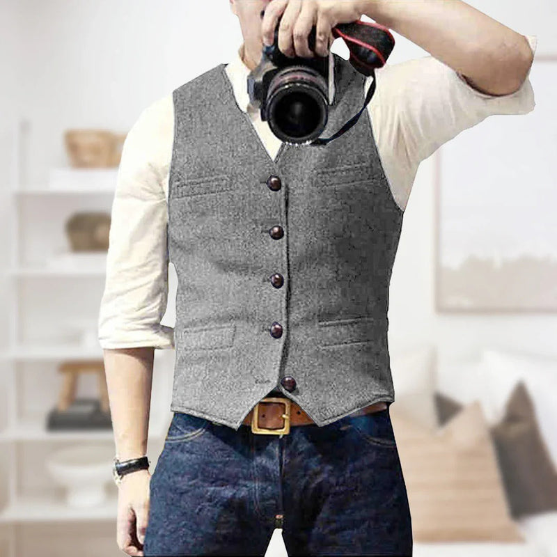 Ellis Men's Vest - close-up detail