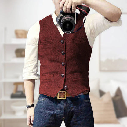Ellis Men's Vest - shown in use