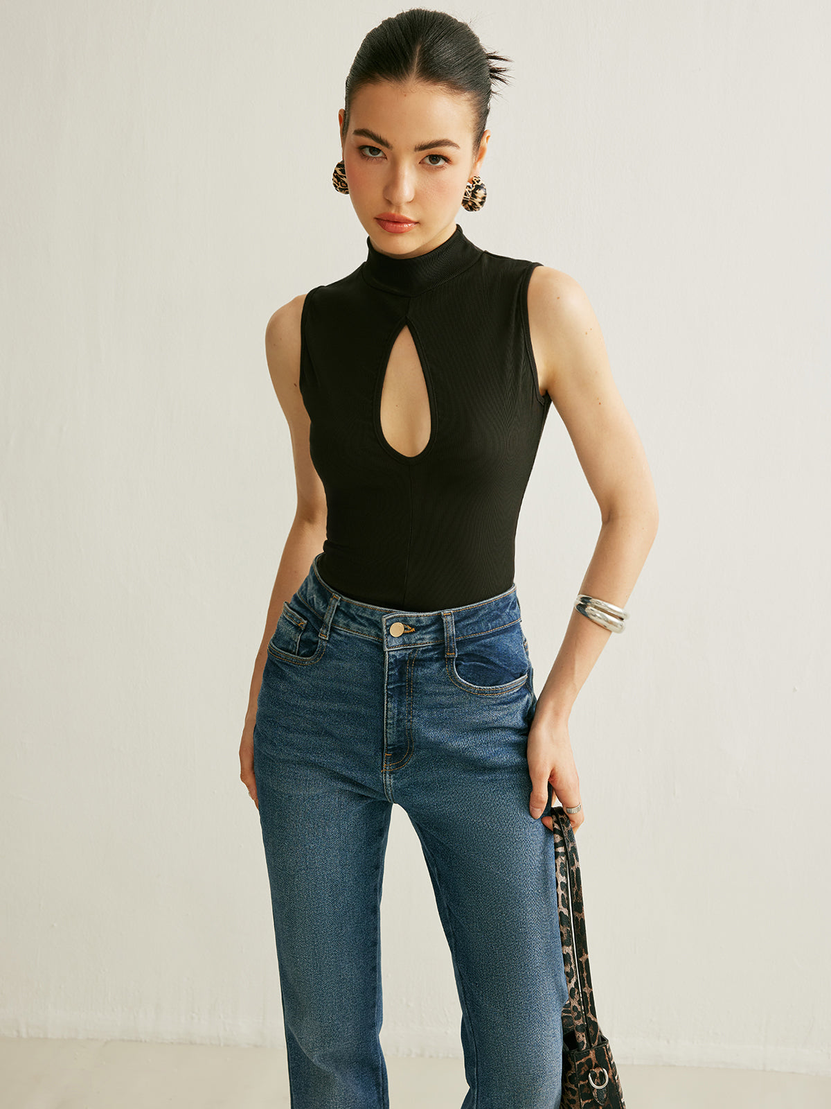 Ava Women's Top - fabric and finish detail