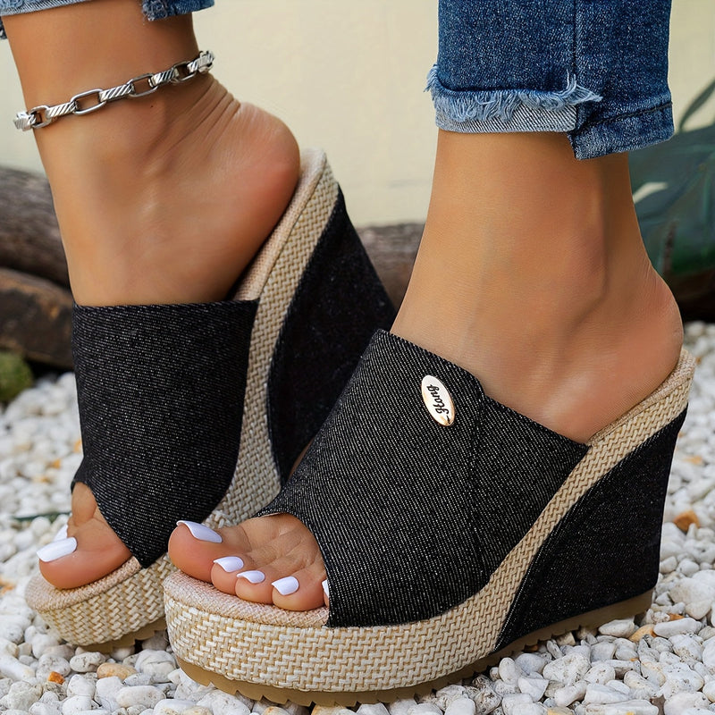 Ottilie Women's Espadrilles - fabric and finish detail