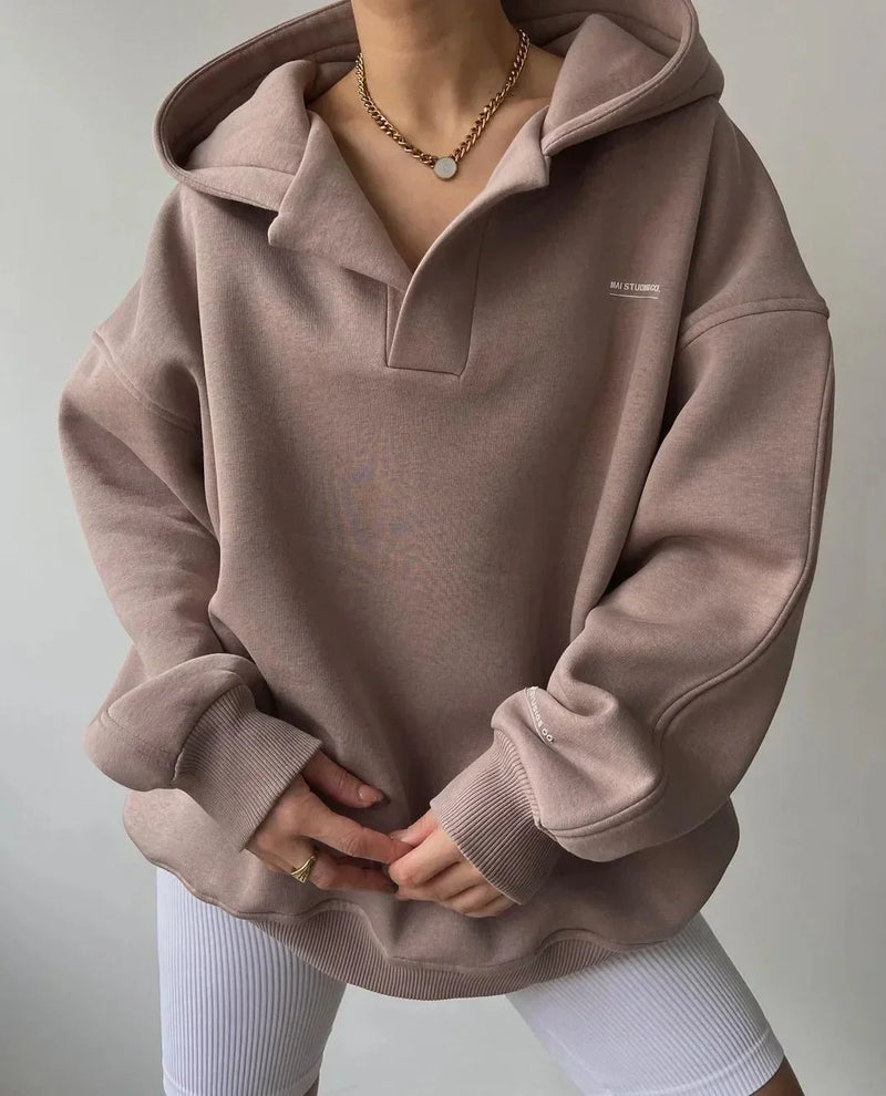 Ottilie Women's Oversized Sweater - fabric and finish detail