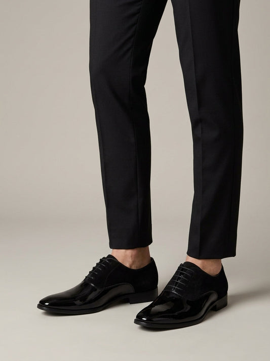 Isaac Men's Oxfords - styled view