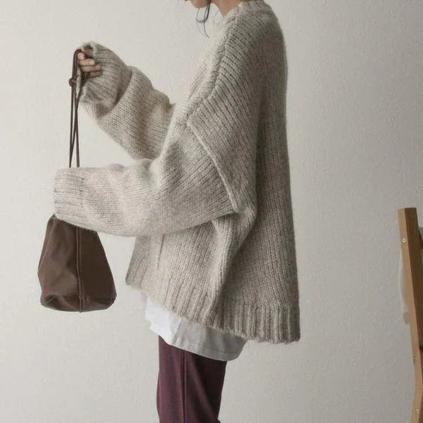 Saskia Women's Oversized Sweater - fabric and finish detail