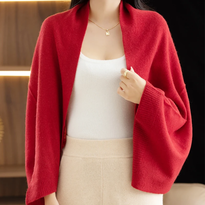 Lumi Women's Merino-wool Shawl - shown in use