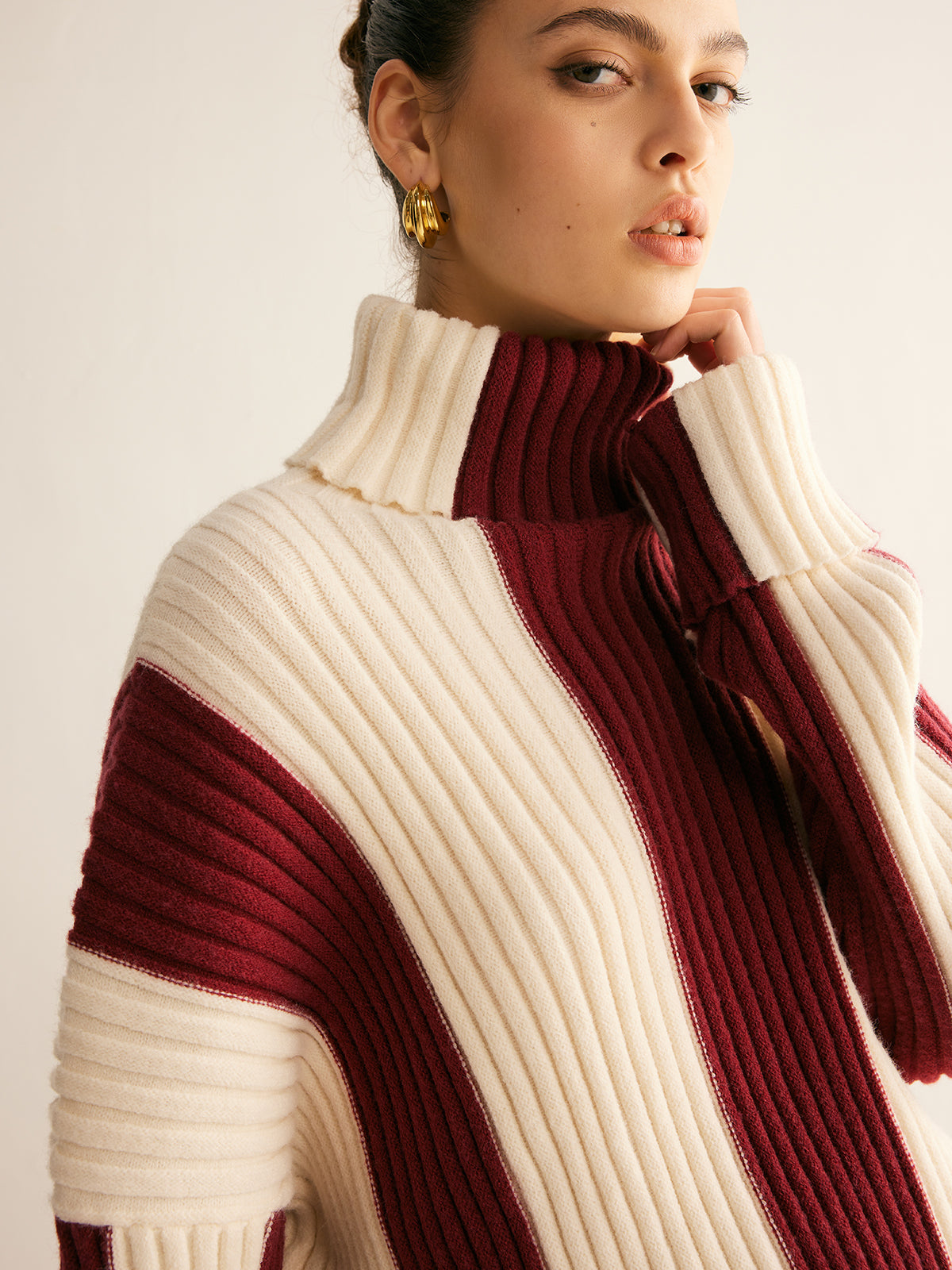 Ava Women's Sweater - fabric and finish detail