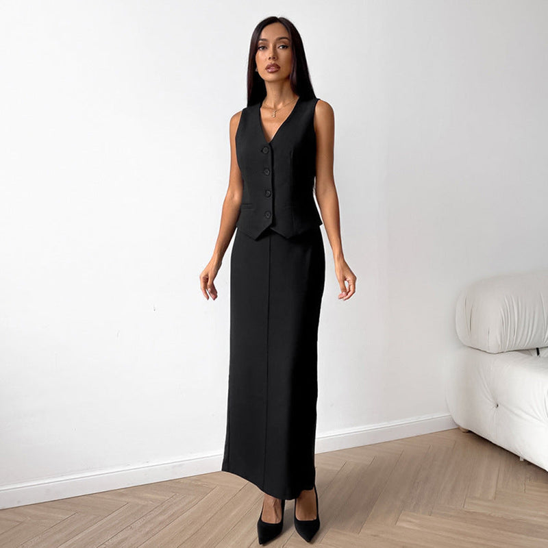 Harlow Women's Skirt - styled view