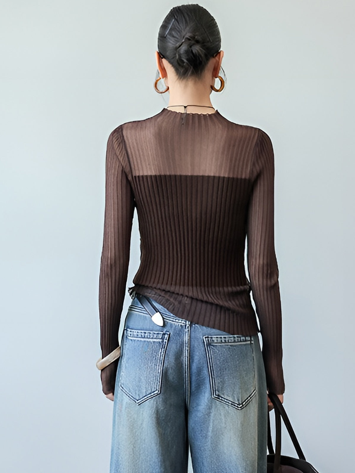 Anaïs Women's Sweater - close-up detail
