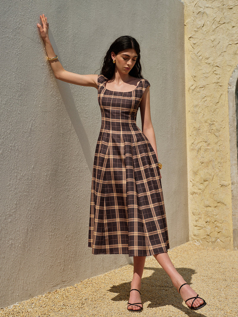 Rosa Women's Pleated Dress - fabric and finish detail