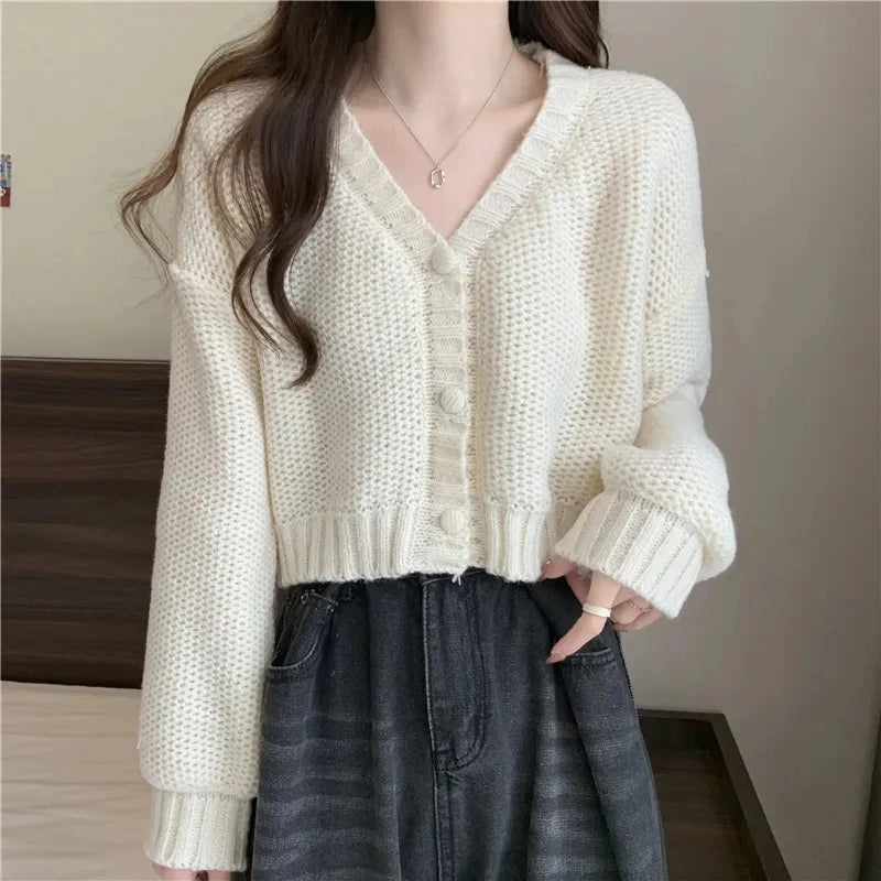 Rhea Women's Cardigan - fabric and finish detail