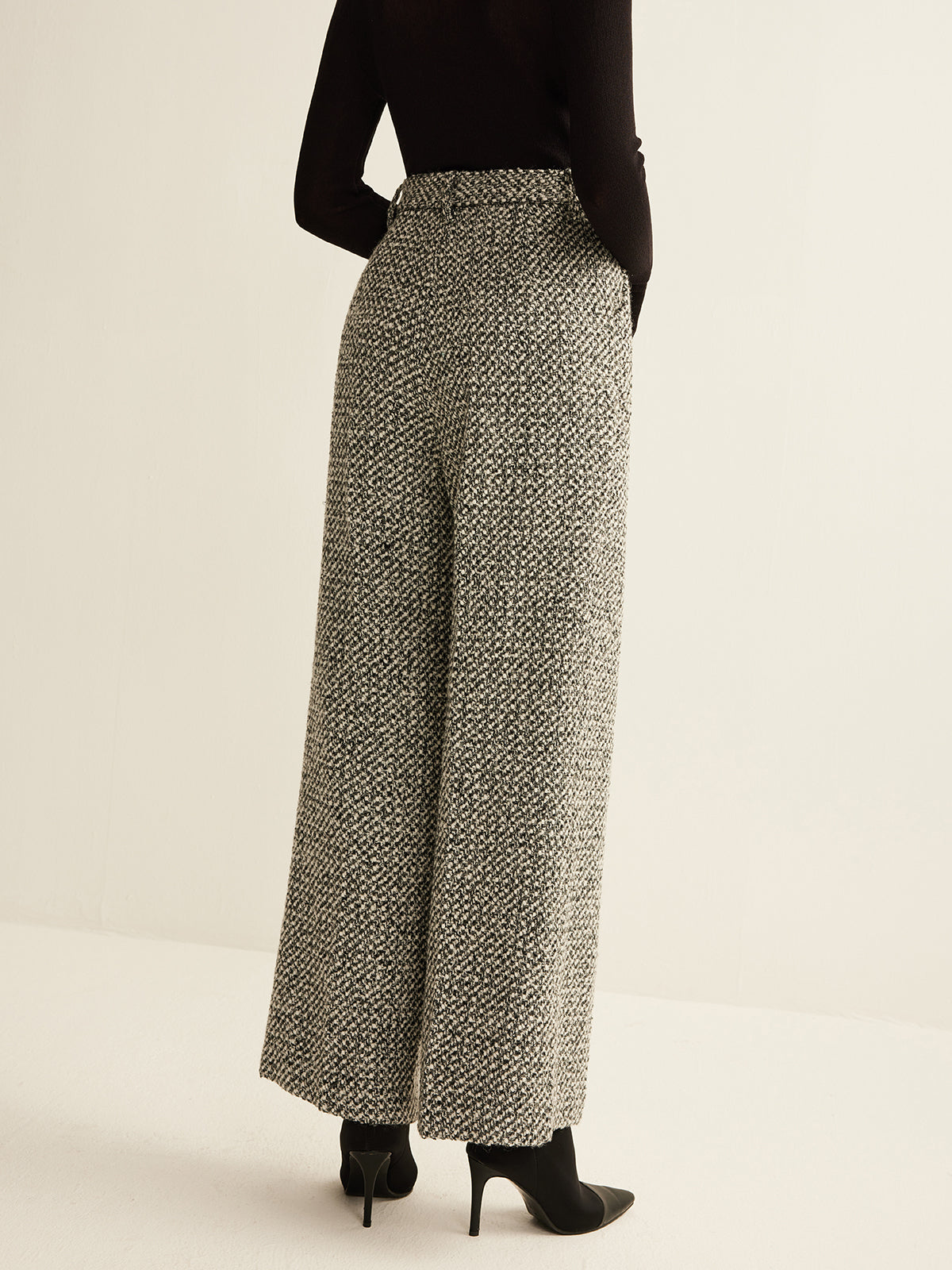 Ulla Women's Trousers - back view