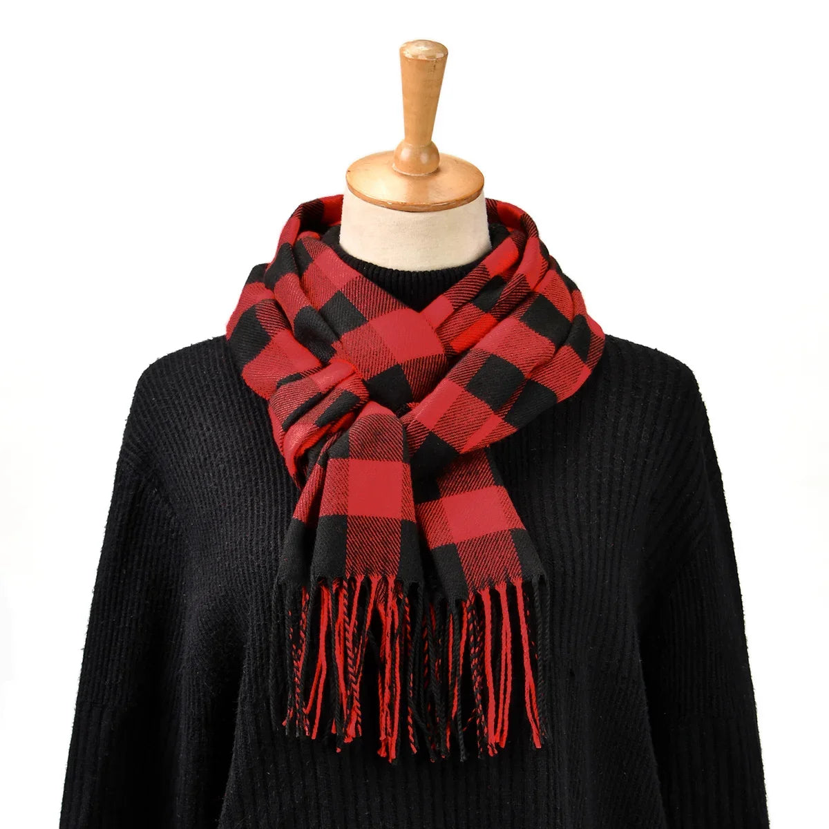 Marlow Men's Plaid Scarf - close-up detail